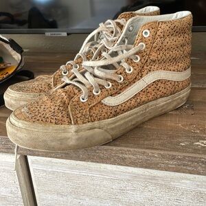 Cork vans